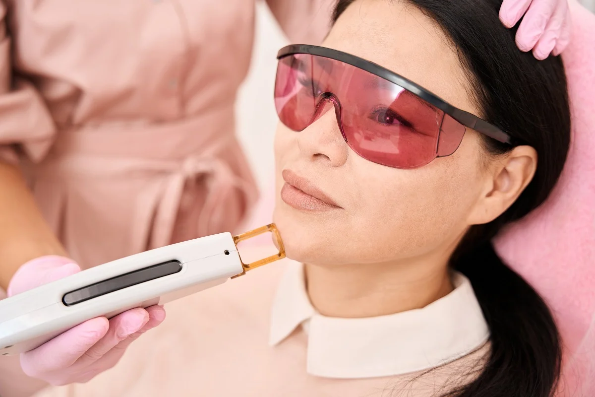 Painless Laser Hair Removal Featuring Motus AX